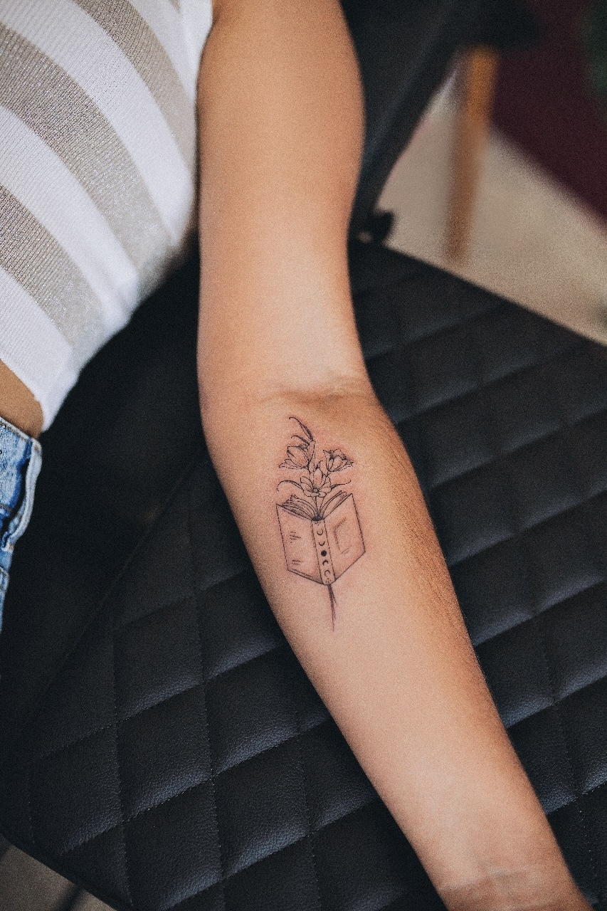 Tatuagem já cicatrizada, limpa e bem cuidada